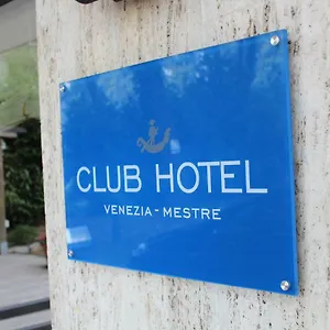 Ξενοδοχείο Club, Μέστρε